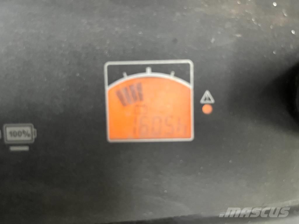 CAT NSP16N2 Apiladores manuales