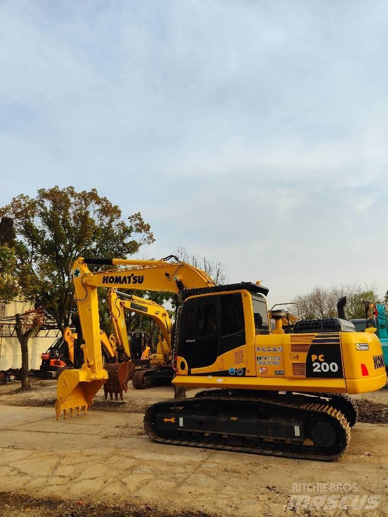 Komatsu PC200 Excavadoras sobre orugas