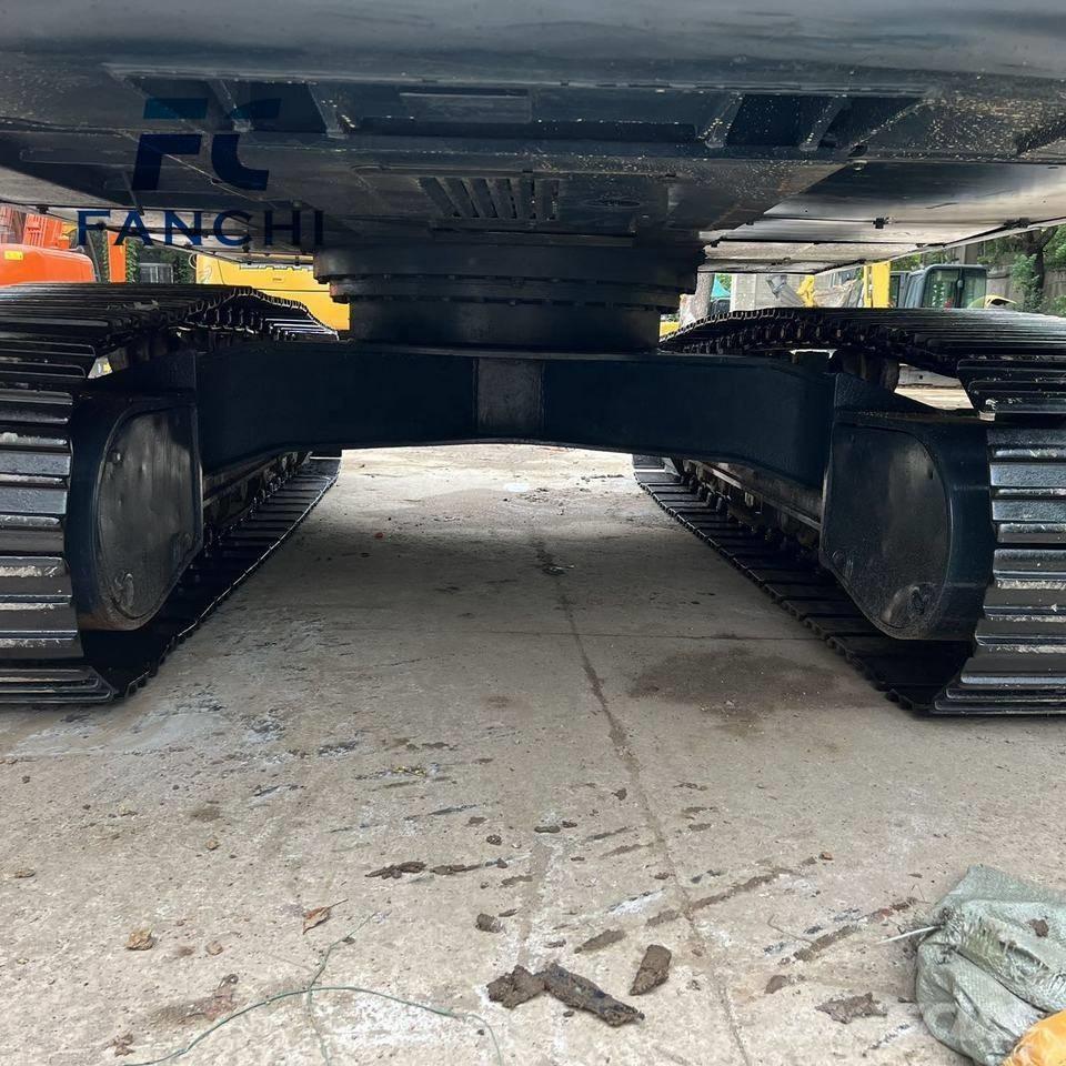 Hyundai 220LC-9S Excavadoras sobre orugas