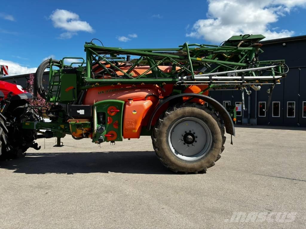 Amazone UX 4200 Pulverizadores arrastrados