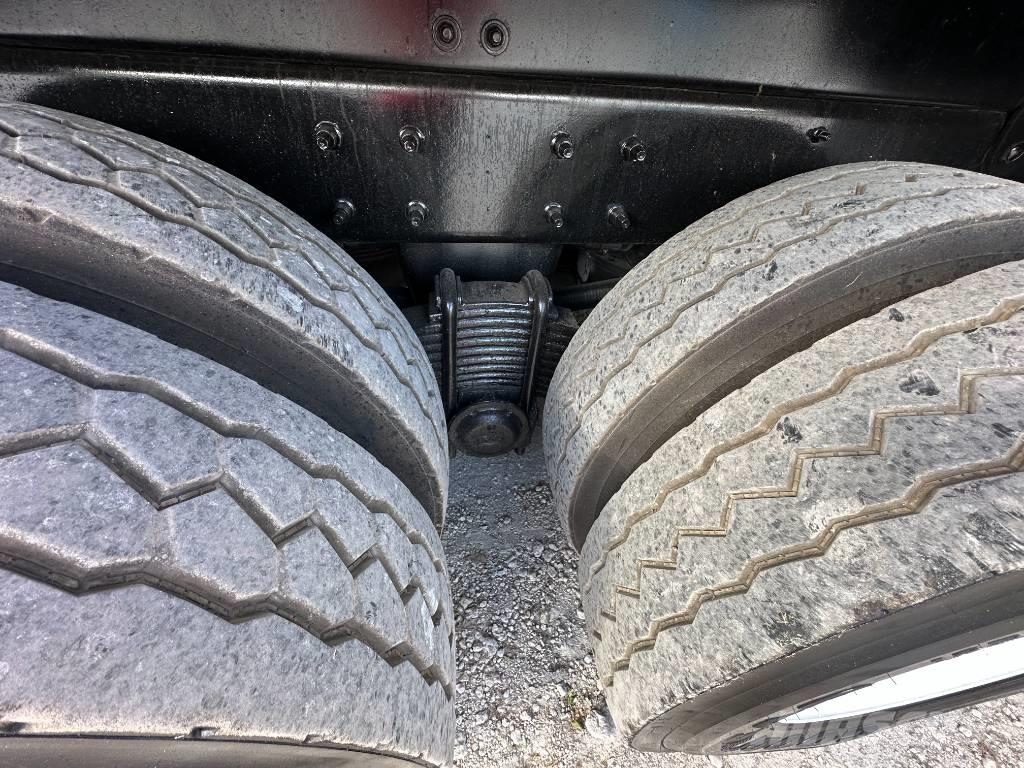 Mack GU713 Camiones aspiradores/combi