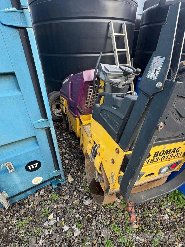 Bomag BW 80 AD-5 Rodillos de doble tambor
