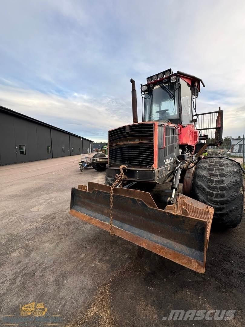 Valmet 890.3 Transportadoras