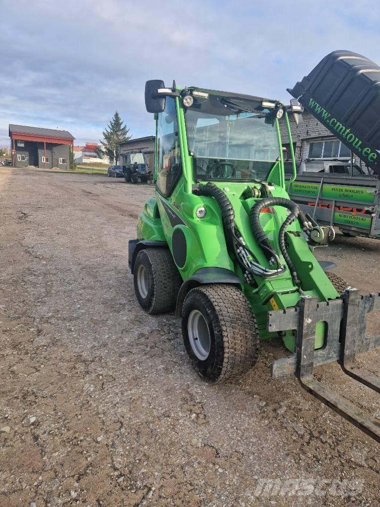 Avant 530 Minicargadoras