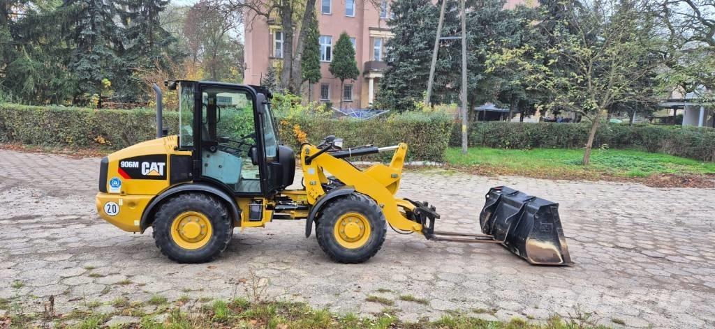 CAT 906 Cargadoras sobre ruedas