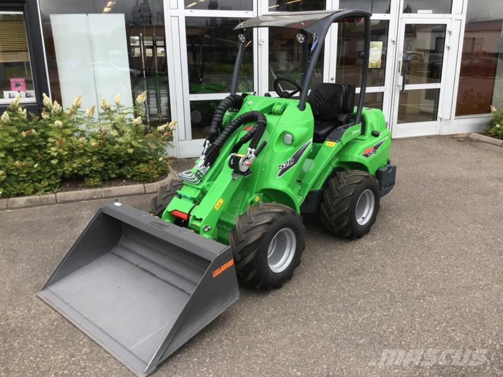 Avant 528 DEMO Cargadoras multifunción