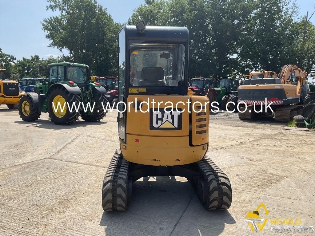 CAT 302.7 D Miniexcavadoras