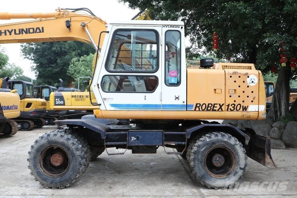Hyundai Robex 130 W Excavadoras de ruedas