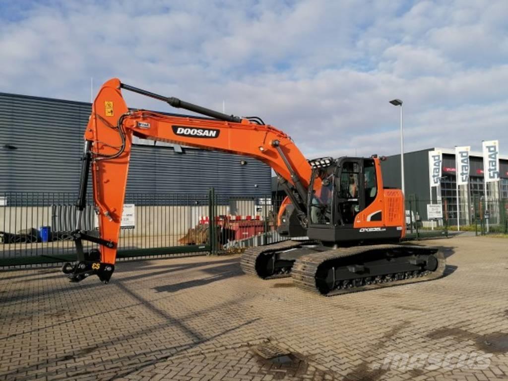 Doosan DX 235 LCR-5 Excavadoras sobre orugas