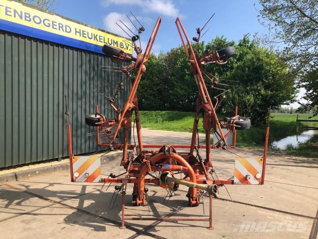 Kuhn GF 6301 M H O Rastrilladoras y rastrilladoras giratorias