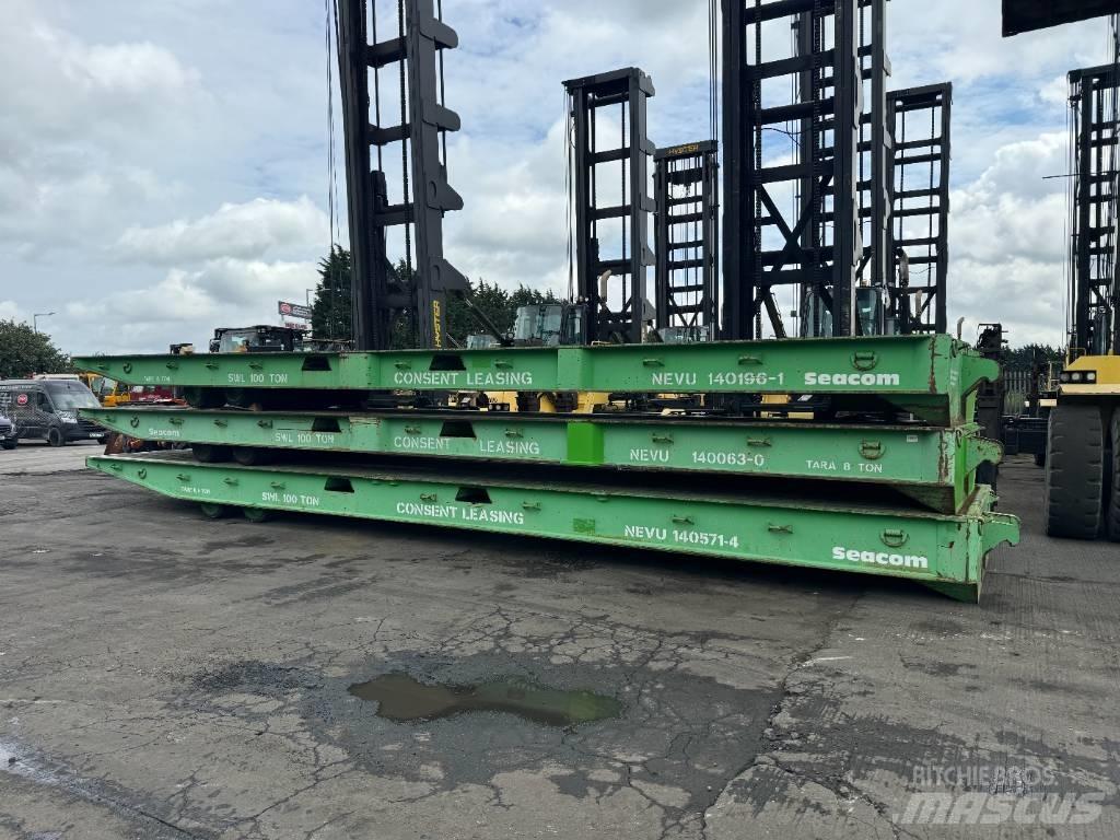 Seacom 100t (40ft) Port material handlers