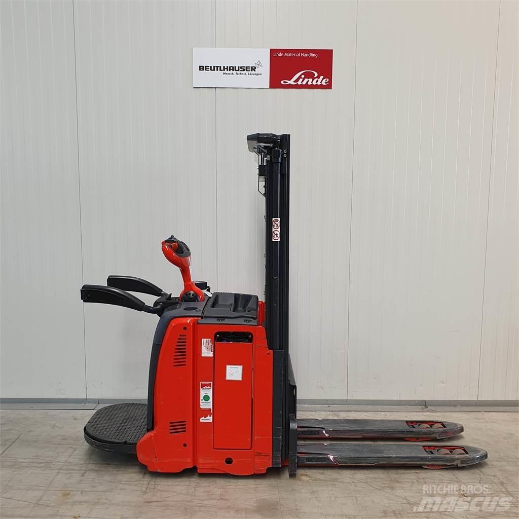 Linde D12AP Montacargas manual