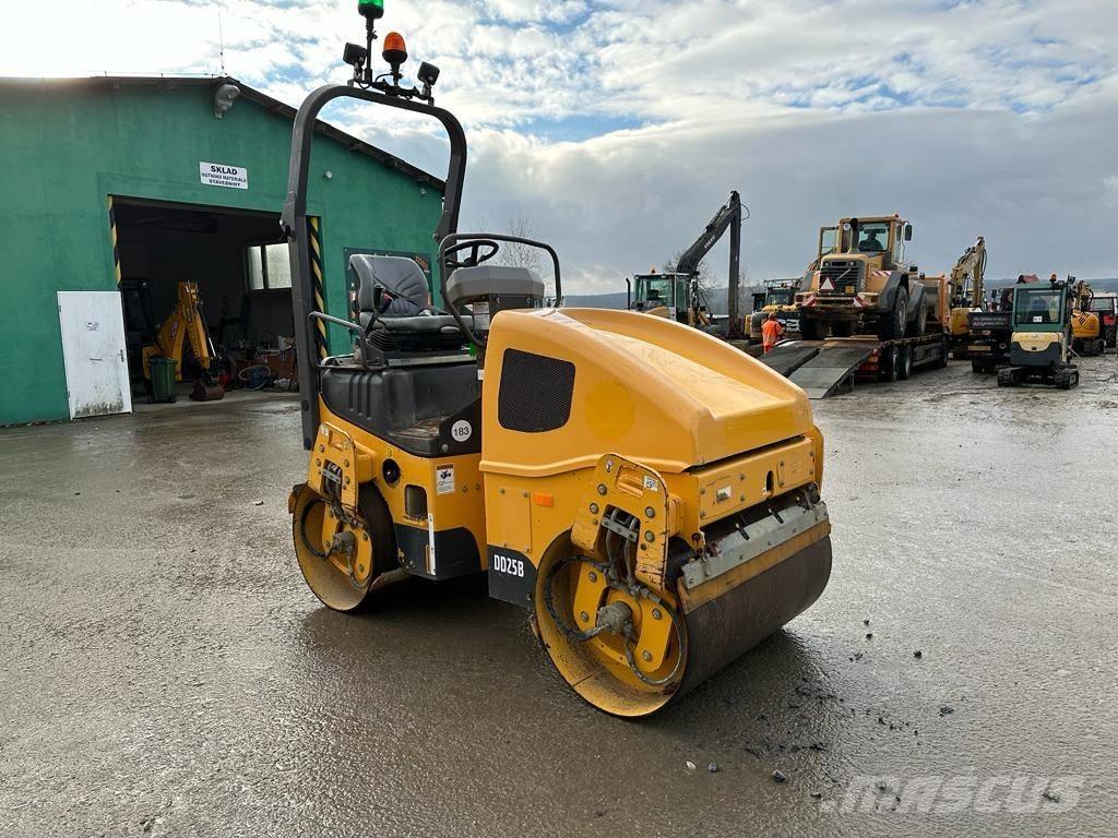Volvo DD 25 B Rodillos de doble tambor