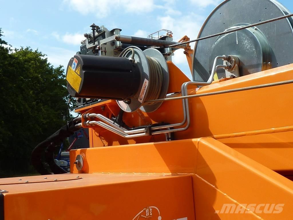 Böcker AHK 30 KS Otras máquinas de elevación