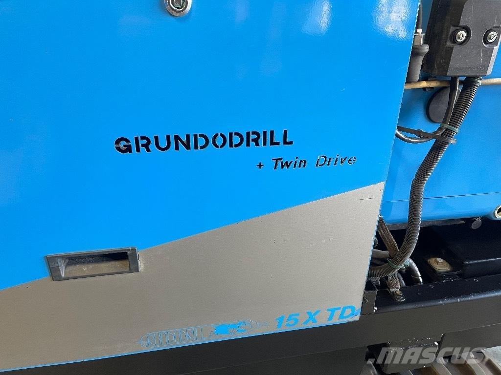  Grundodrill 15 X TD Plataformas horizontales de perforación