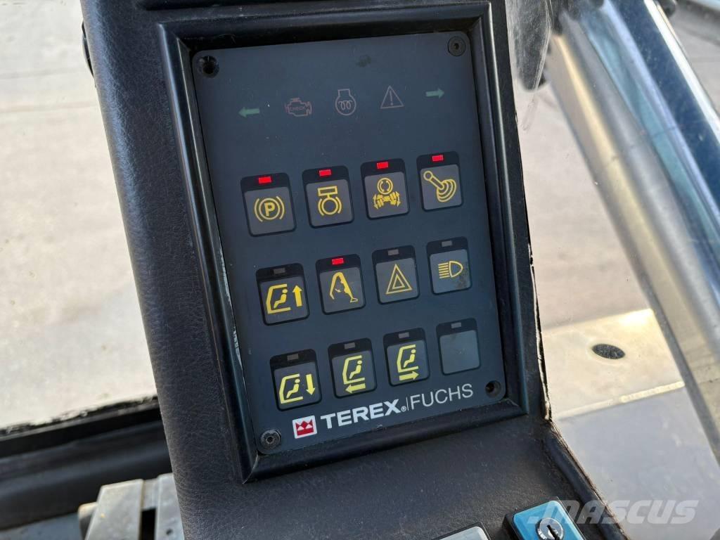 Fuchs MHL 360 D Manejadores de residuos industriales