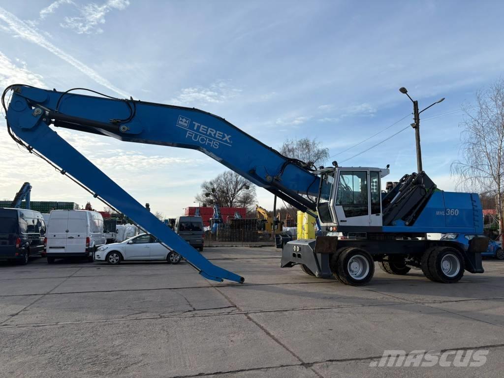 Fuchs MHL 360 D Manejadores de residuos industriales
