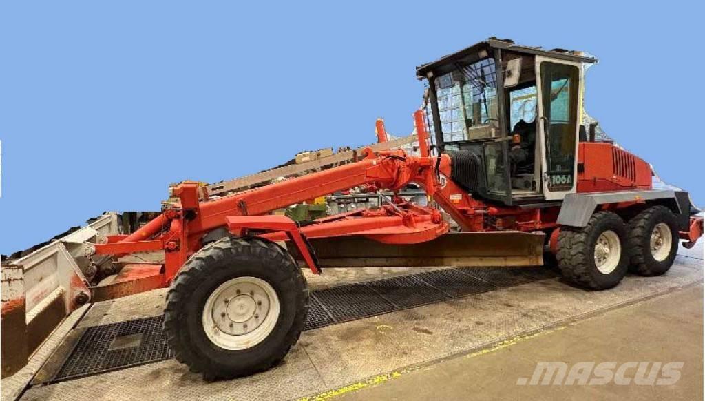 O&K F106 A - 6x6 Niveladoras