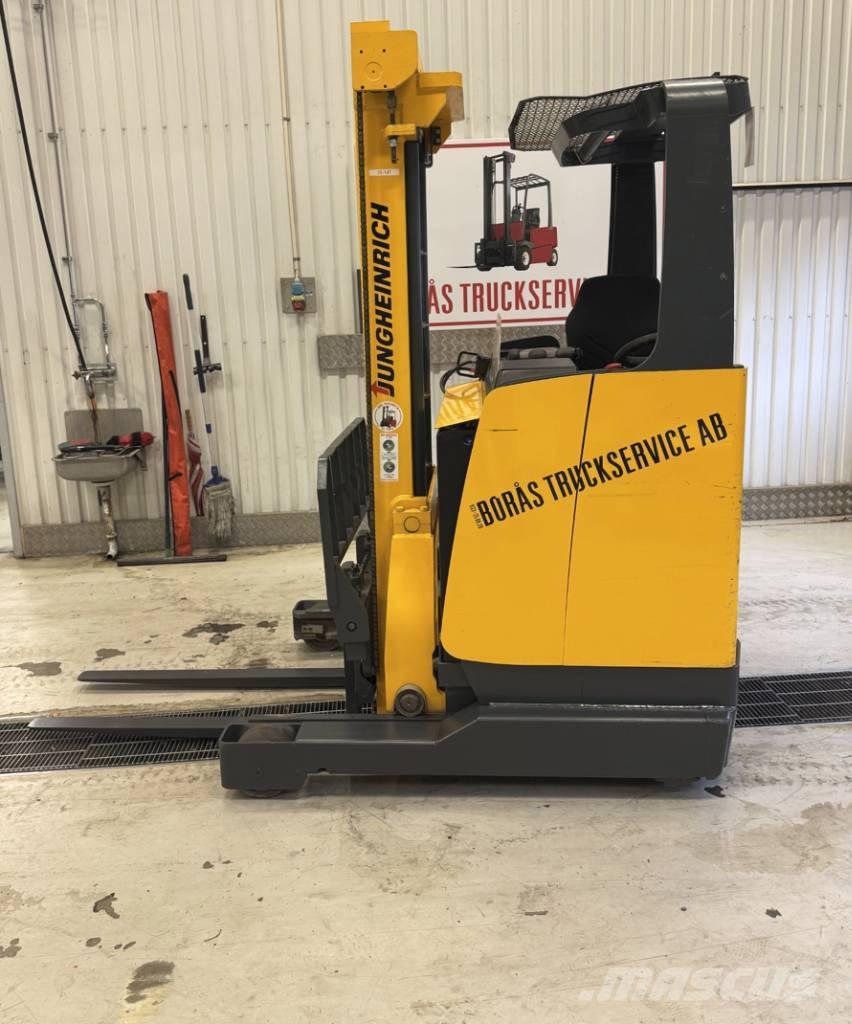 Jungheinrich ETV 10 Montacargas de alcance de gran altura