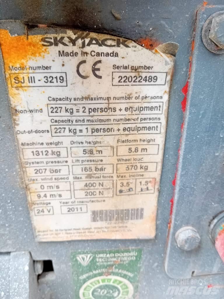 SkyJack 3219 SJ Plataformas tijera