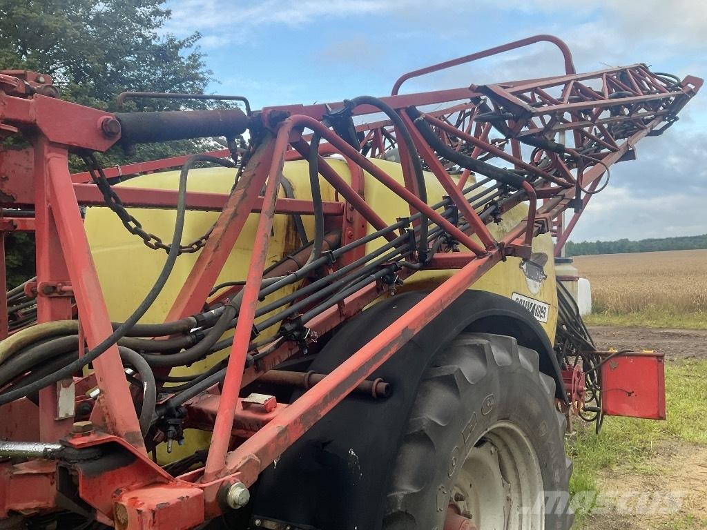 Hardi Comander Pulverizadores arrastrados