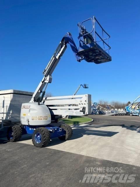 JLG 450 AJ Plataformas con brazo de elevación manual