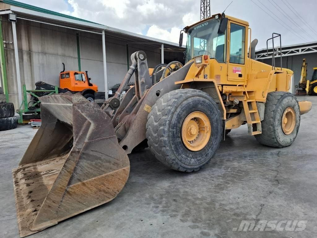 Volvo L 180 E Cargadoras sobre ruedas