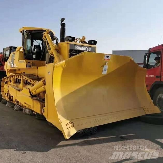 Komatsu D 375a Buldozer sobre oruga