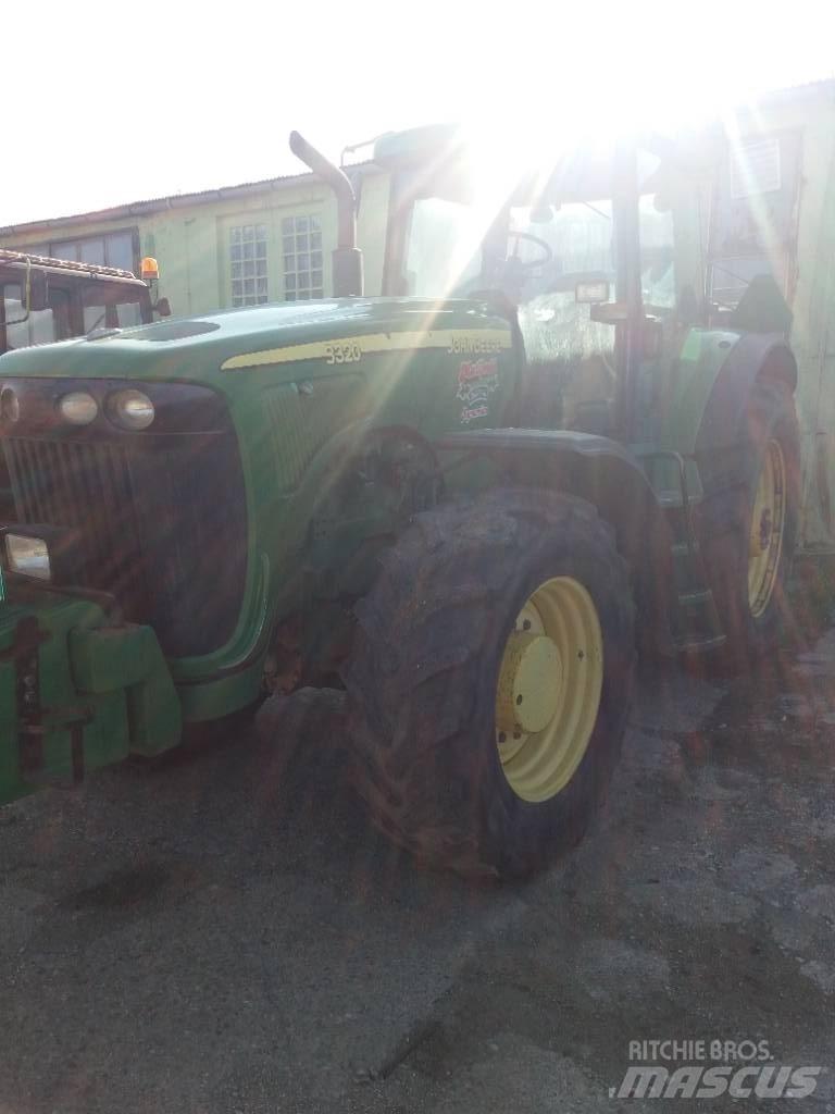 John Deere 8320 Tractores