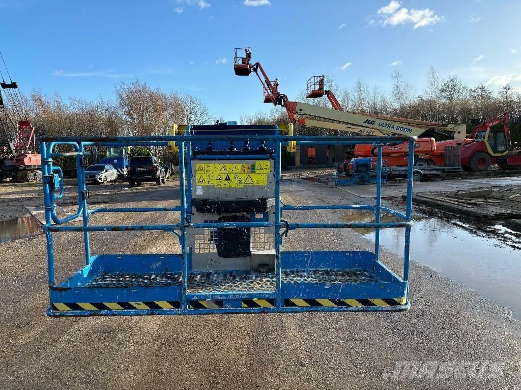 Genie SX 135 XC Plataformas con brazo de elevación telescópico