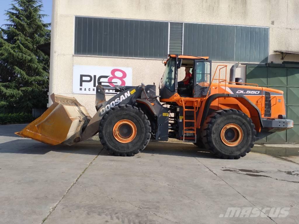 Develon DL 550-5 Cargadoras sobre ruedas