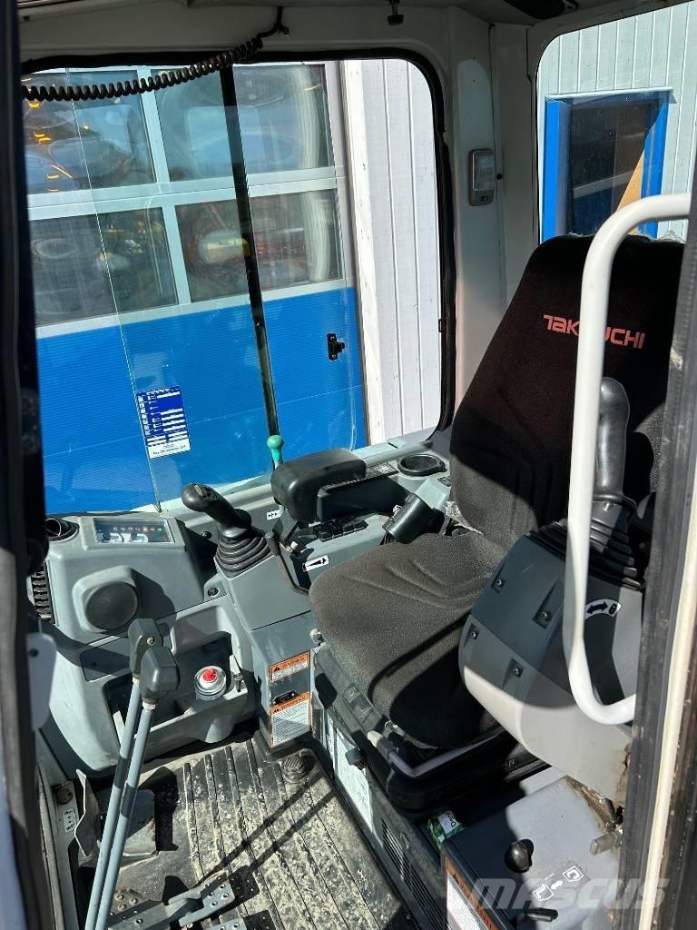 Takeuchi TB 235 Miniexcavadoras