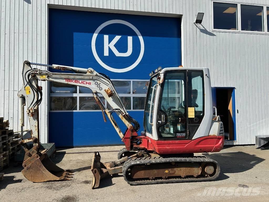Takeuchi TB 235 Miniexcavadoras