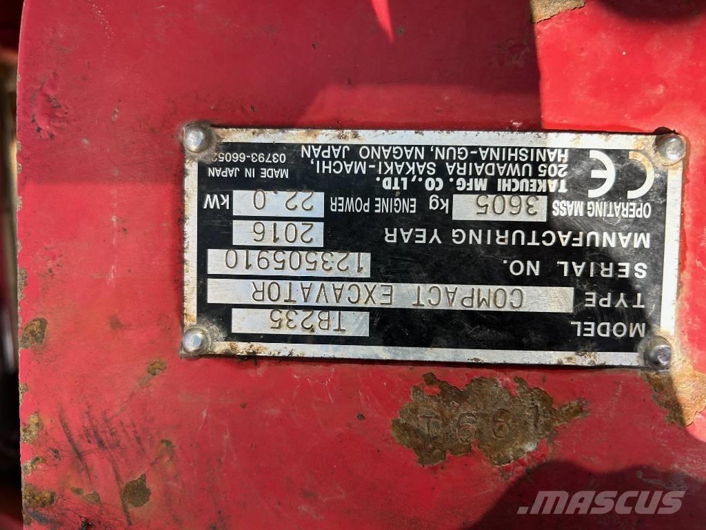 Takeuchi TB 235 Miniexcavadoras