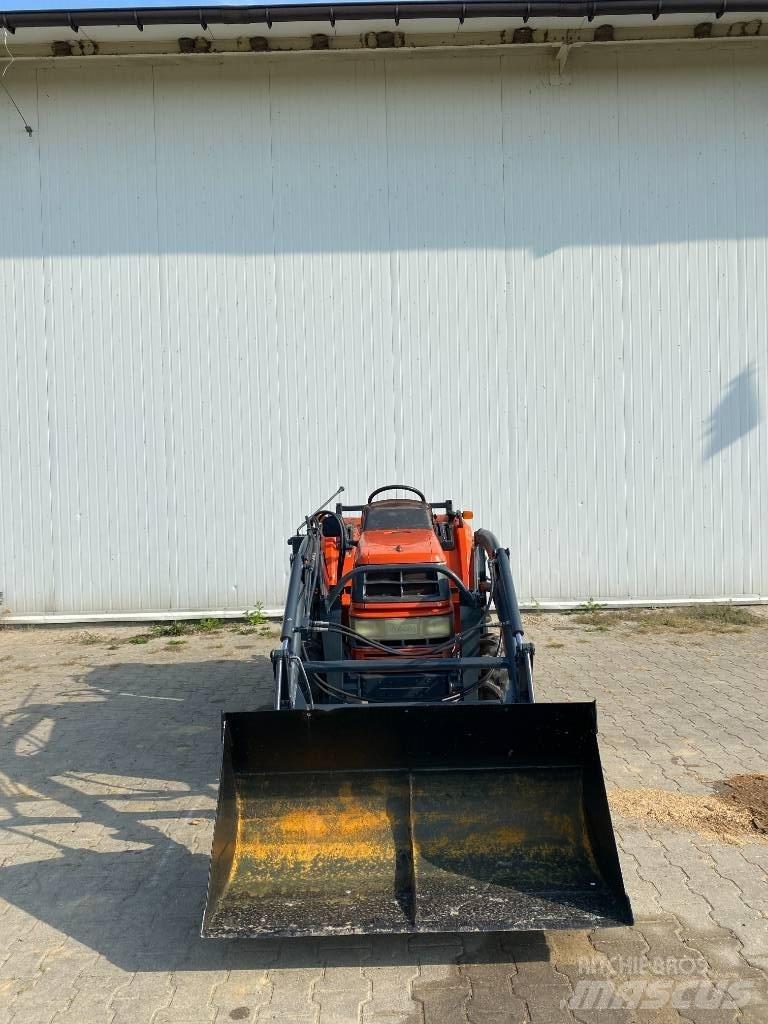 Kubota GT5+tur Tractores compactos