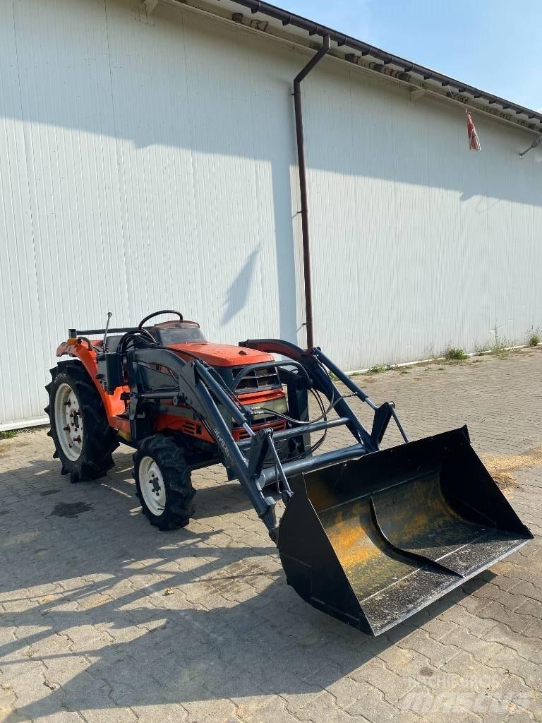 Kubota GT5+tur Tractores compactos