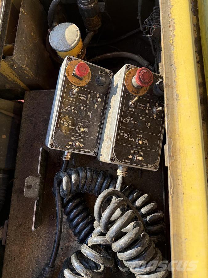 Dynapac F 121 6W Asfaltadoras