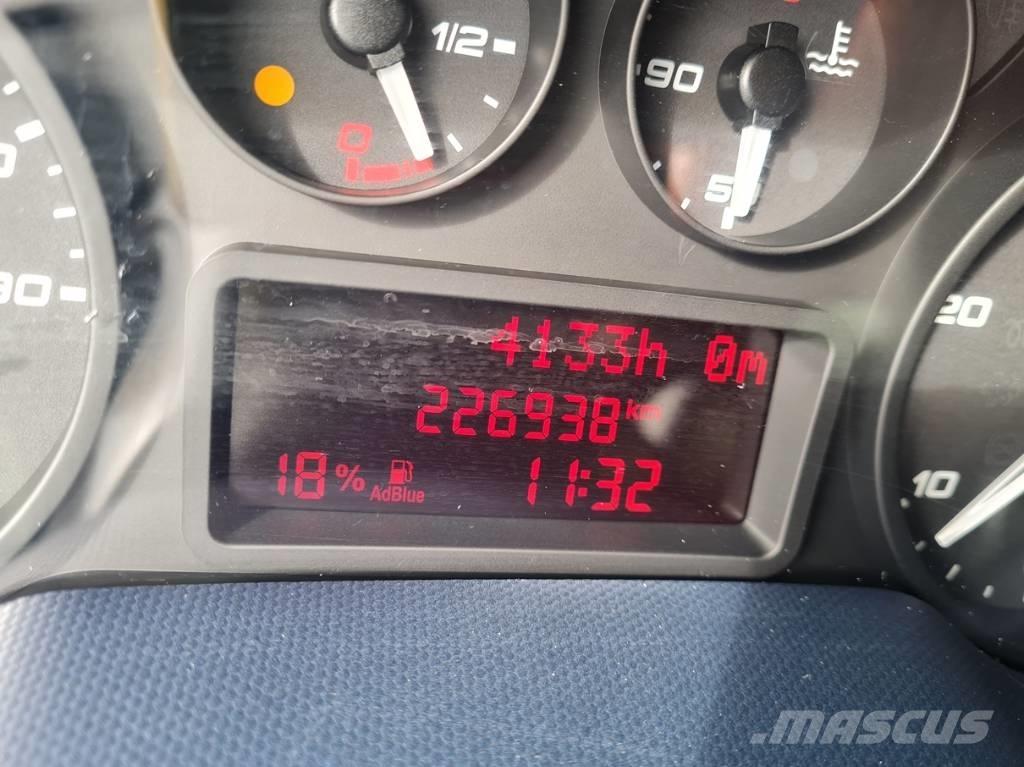 Iveco 70C 18 D brief Minibuses