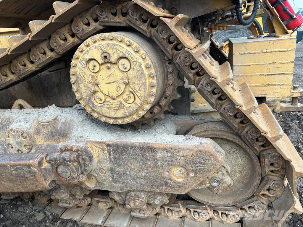 CAT D 8 N Buldozer sobre oruga