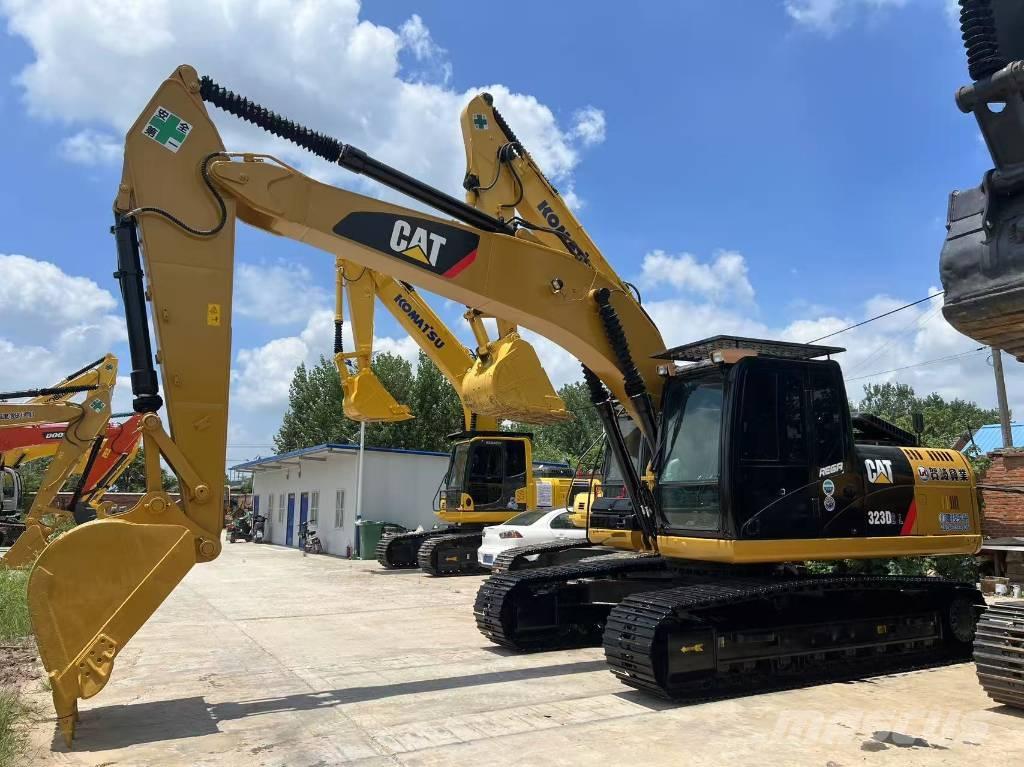 CAT 323DL Excavadoras sobre orugas