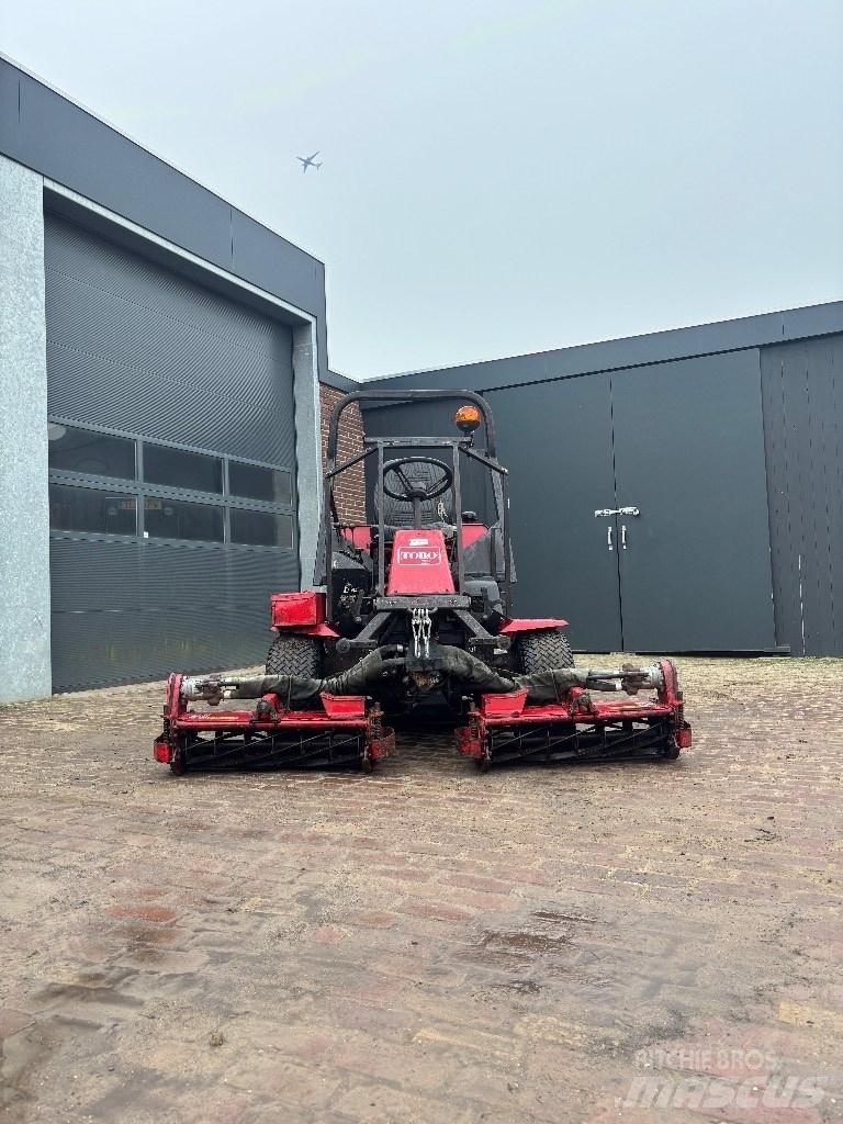 Toro Reelmaster 335D Tractores corta-césped