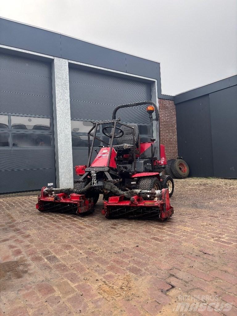 Toro Reelmaster 335D Tractores corta-césped