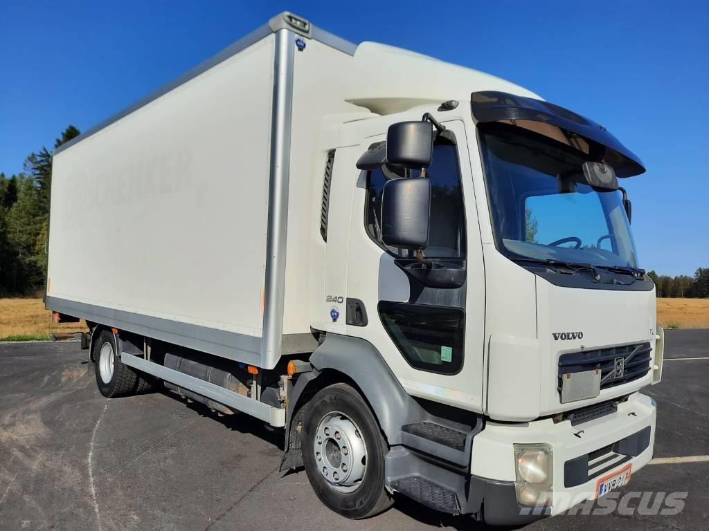 Volvo FL 240 Camiones con caja de remolque