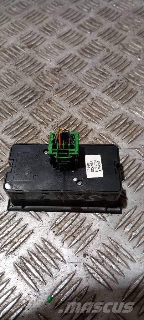 Scania R 440    2091754 Cabinas