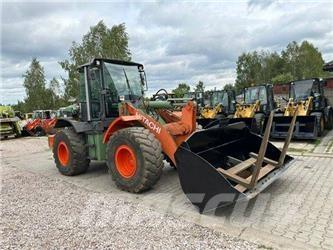 Hitachi ZW 150 Cargadoras sobre ruedas