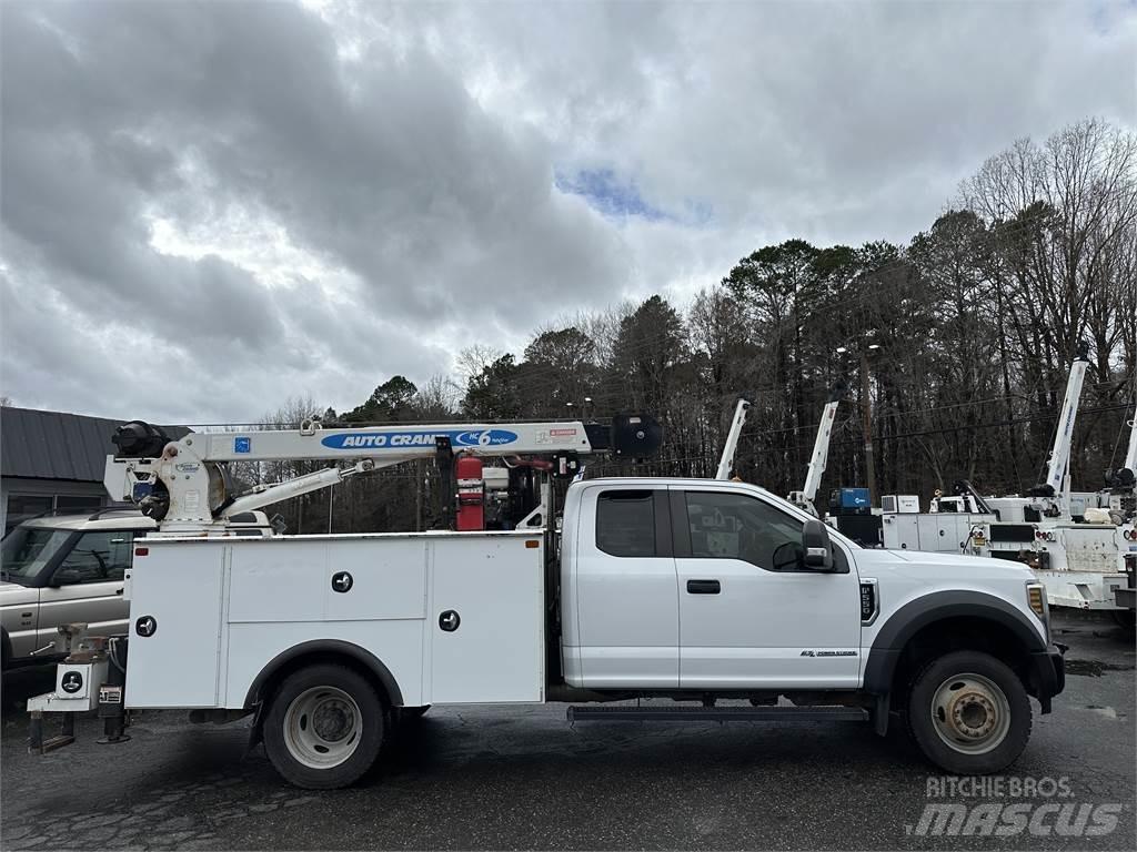 Ford F550 Vehículos municipales multiusos