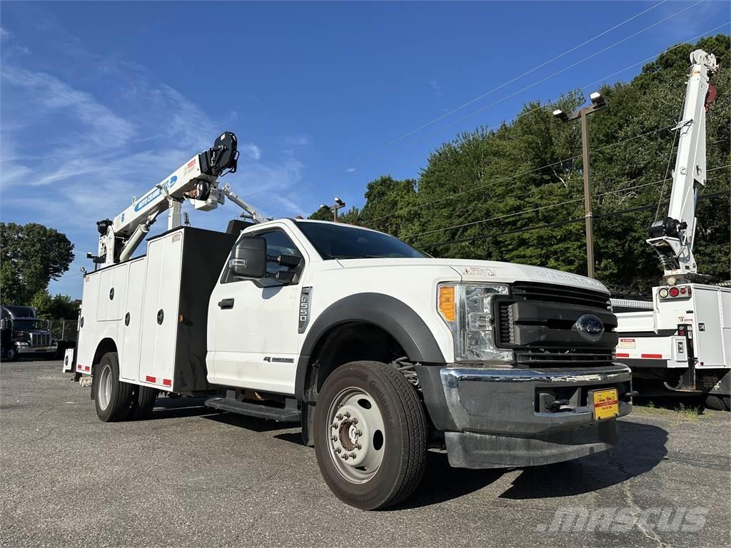 Ford F550 Vehículos municipales multiusos