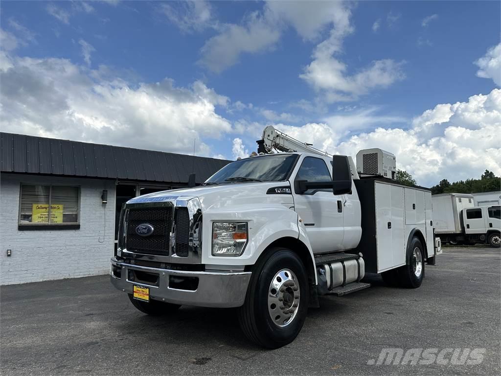 Ford F750 Vehículos municipales multiusos