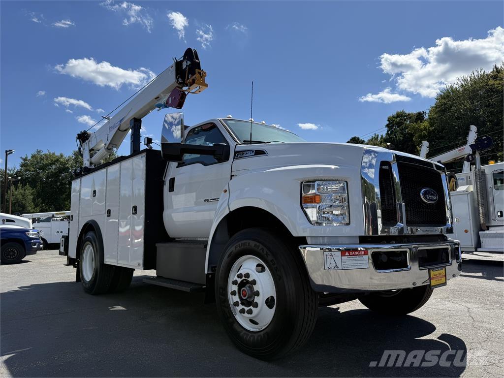 Ford F750 Vehículos municipales multiusos