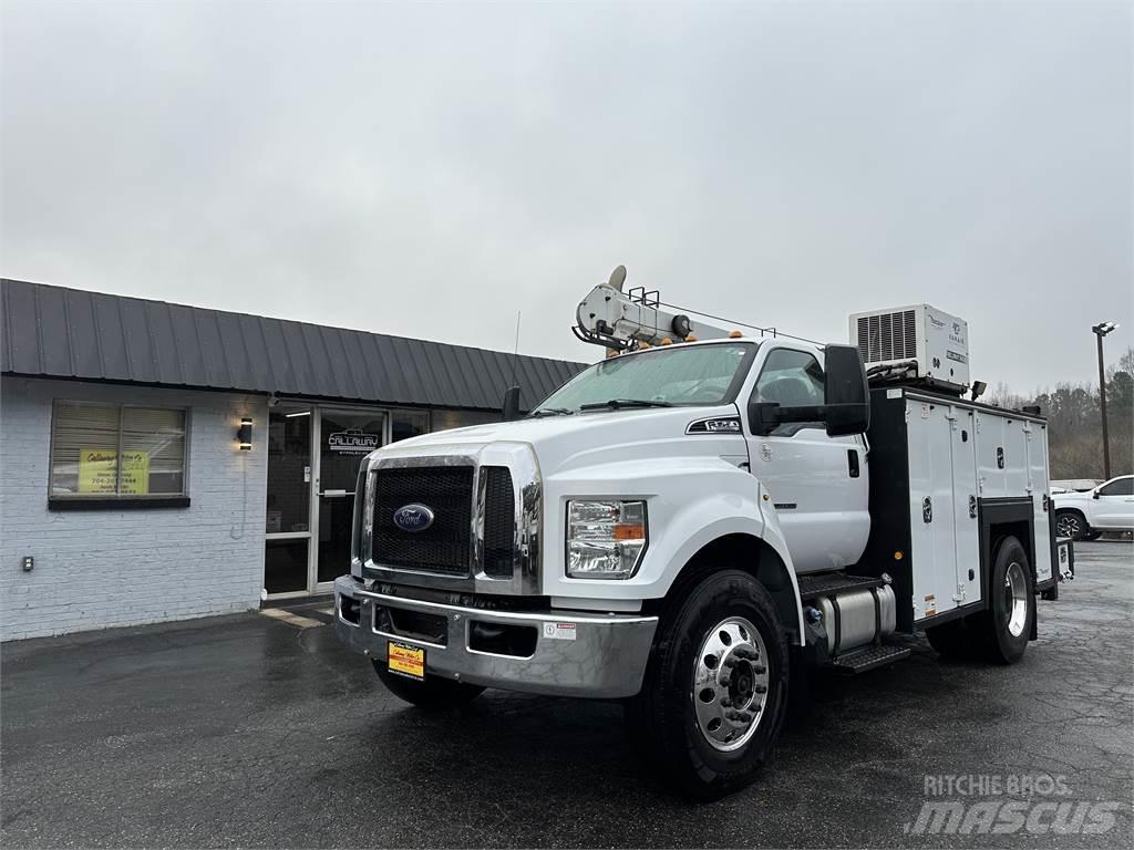 Ford F750 Vehículos municipales multiusos